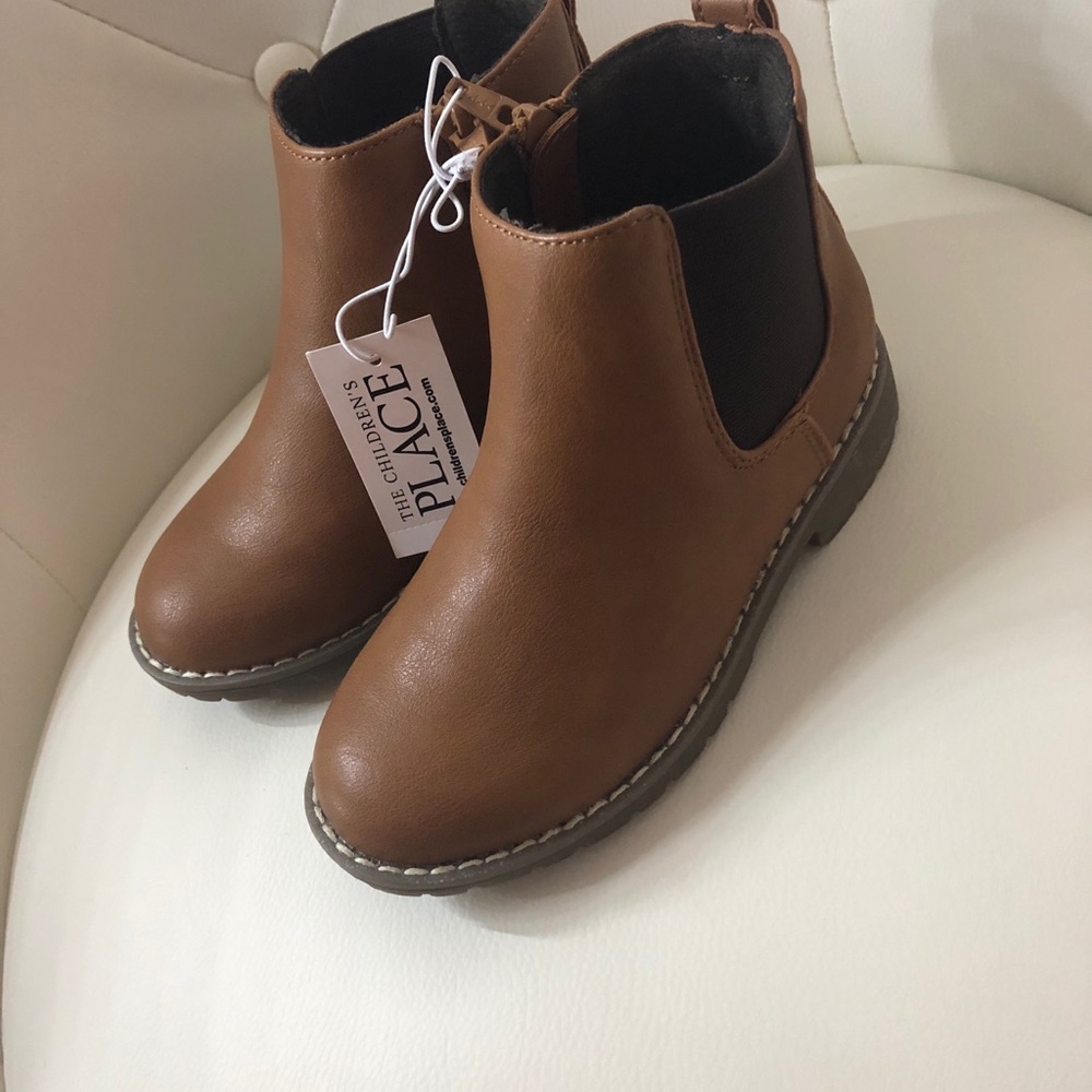 Little boys boots 11